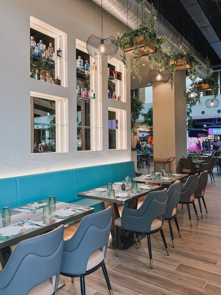 Interni del ristorante Bokok in Chinatown Milano
