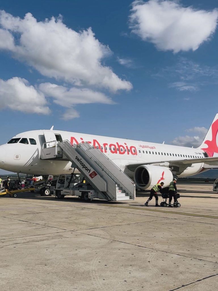 Decollo dell'aereo Air Arabia da Milano Bergamo