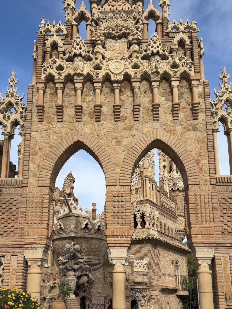 Dettaglio architettonico del Castello di Colomares
