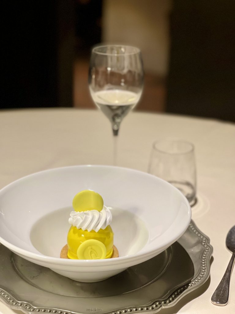 Dolce di chiusura del menu degustazione del Convento dei Neveri