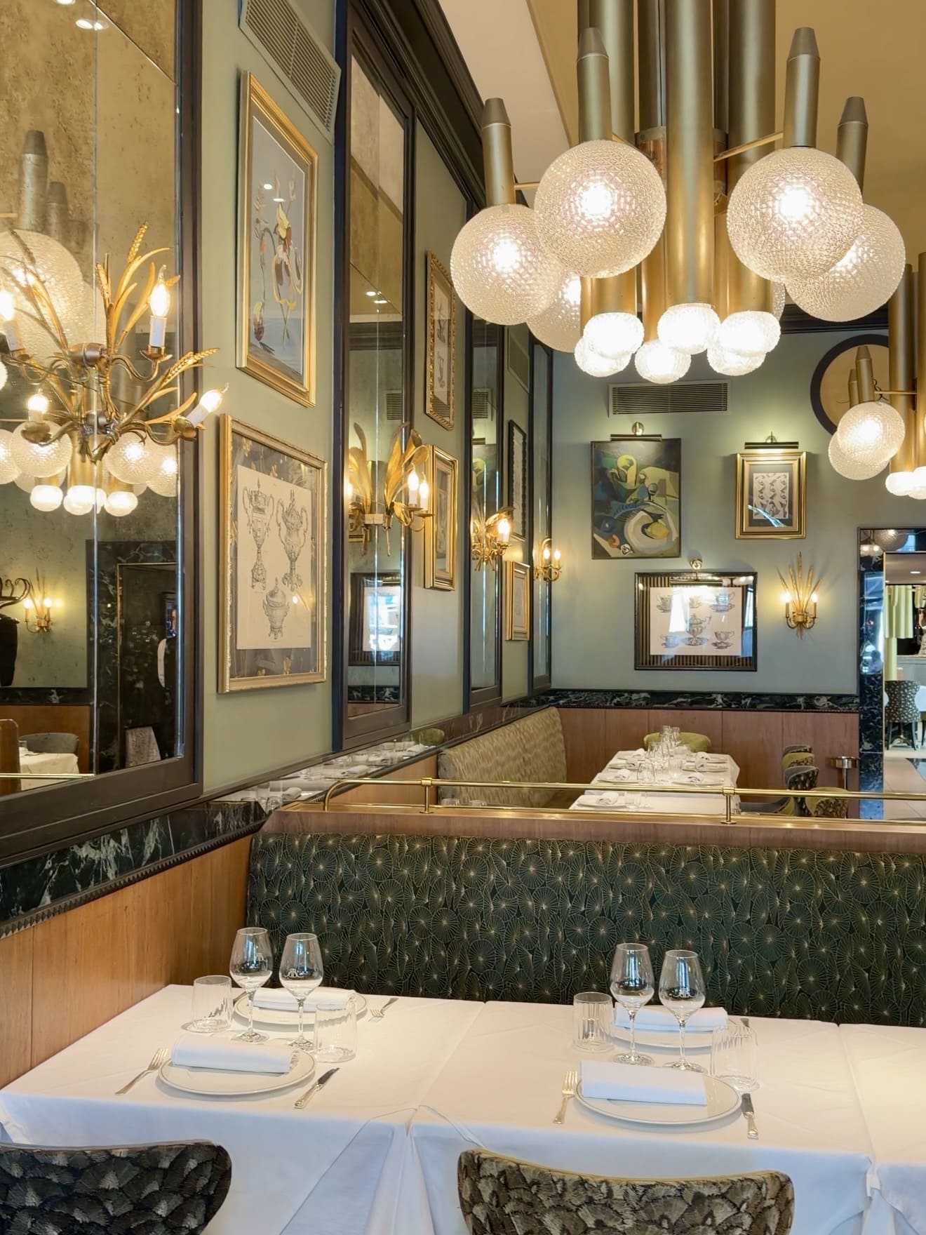 L'atmosfera Art Déco della Brasserie Roseaux