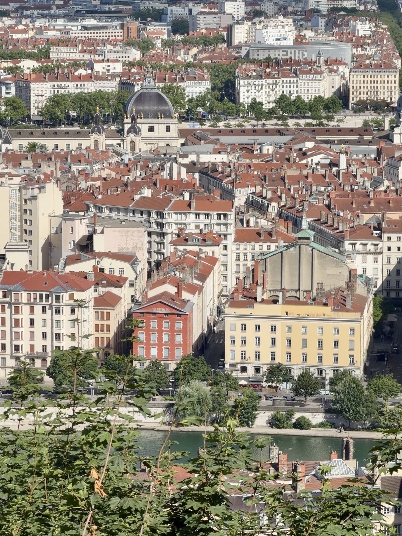 La vista panoramica su Lione dalla collina di Fourvière