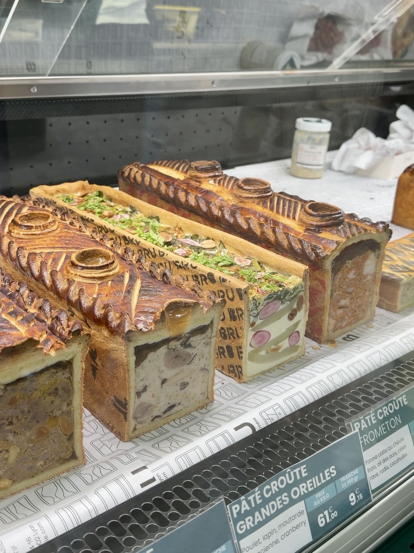 Il pâté en croûte di BRU, prima bottega di Lione dedicata a questa specialità