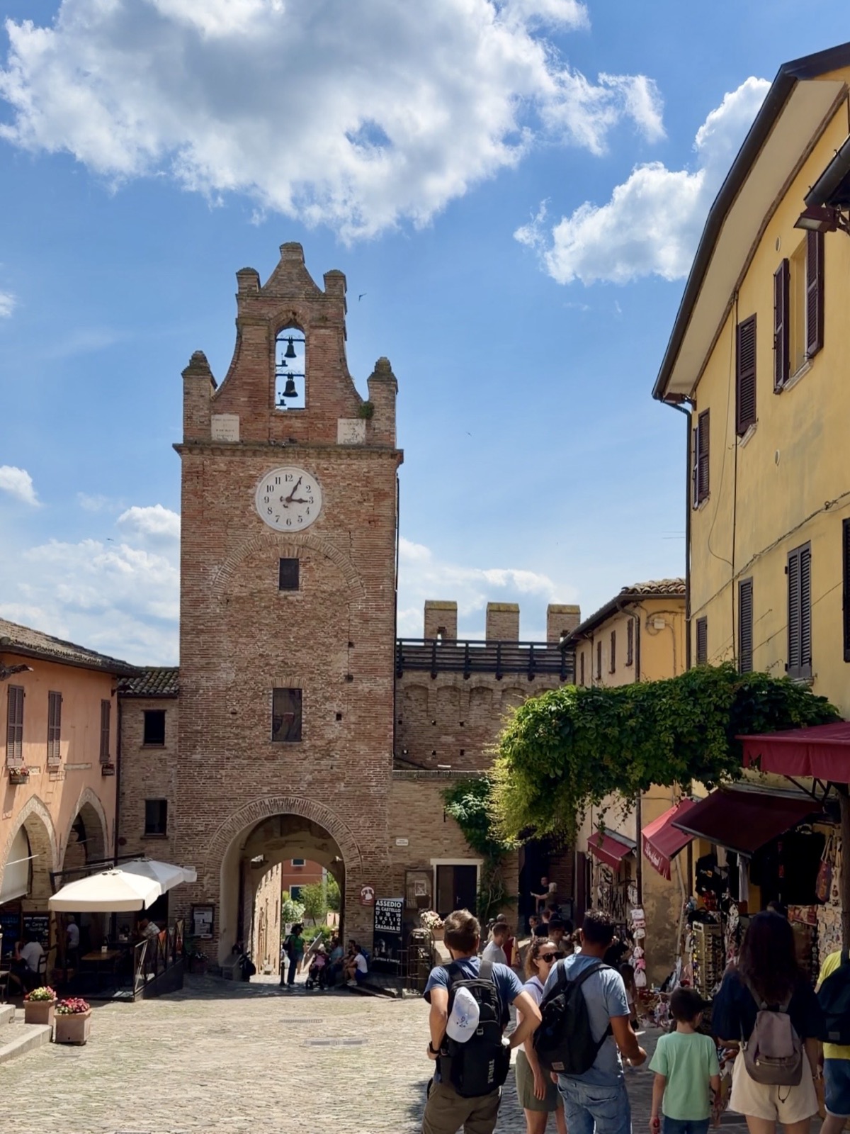 Il castello medievale di Gradara, legato alla storia di Paolo e Francesca