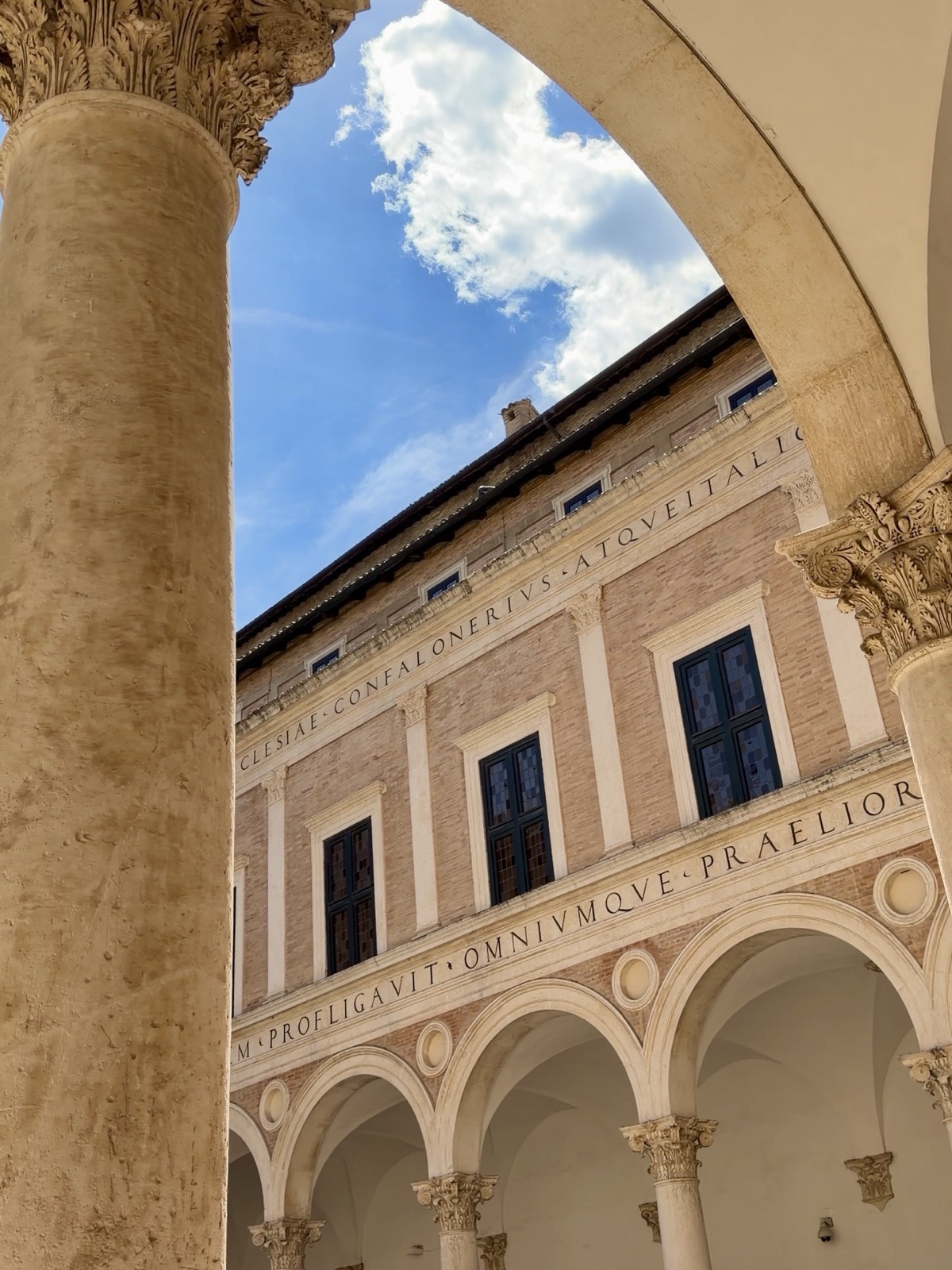 Il Palazzo Ducale di Urbino, capolavoro dell'architettura rinascimentale