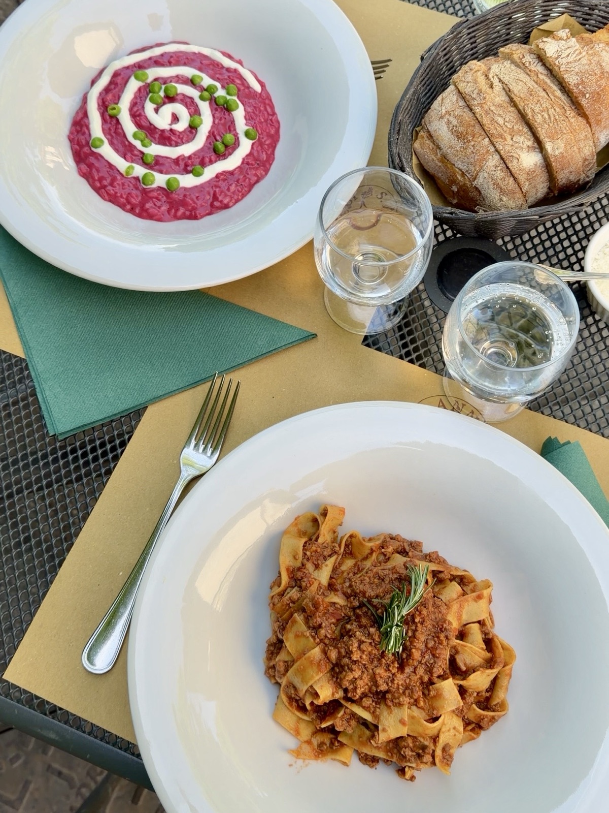 Primi piatti dell'Agriturismo Sant'Anna fotografati dall'alto