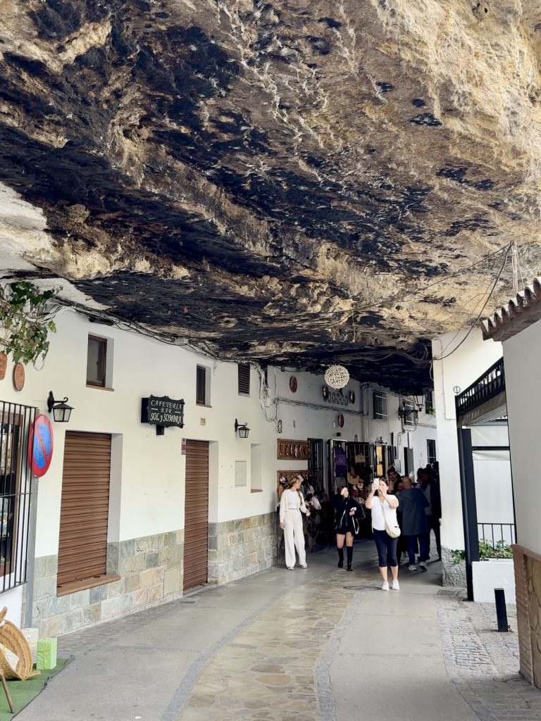 Scorcio di Setenil de las Bodegas dall'alto