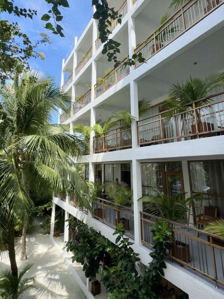 Esterno della Lagoon Villa Guesthouse, immersa nel verde