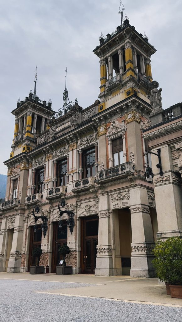 Edificio liberty delle Terme di San Pellegrino, oggi QC Terme